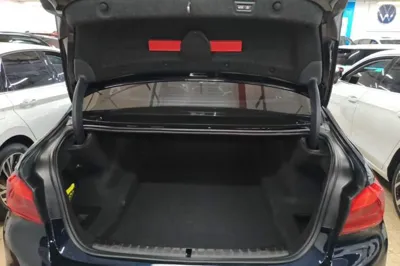 BMW 5 Series 2018, 57699 км, за 28355 USD - фото 21