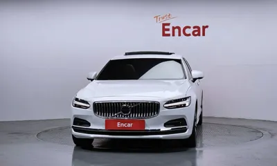 Volvo S90 2021, 41578 км, за 21185.41 USD