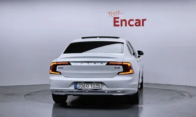 Volvo S90 2021, 41578 км, за 21185.41 USD