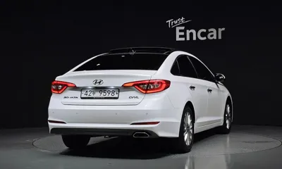 Hyundai Sonata 2017, 69271 км, за 7548.9 USD
