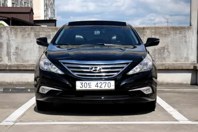 Hyundai Sonata 2013, 207011 км, за 2593.77 USD