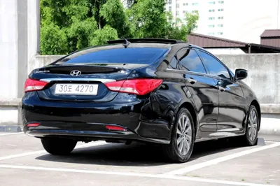 Hyundai Sonata 2013, 207011 км, за 2593.77 USD