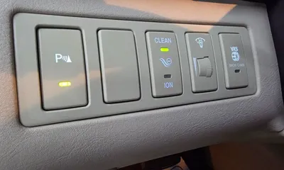 Kia Opirus 2011, 158744 км, за 2605.86 USD