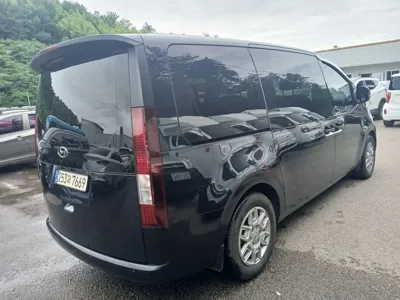 Hyundai Staria 2023, 58600 км, за 15953.63 USD - фото 12