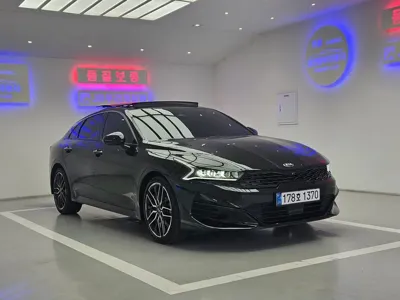Kia K5 · 2021 год