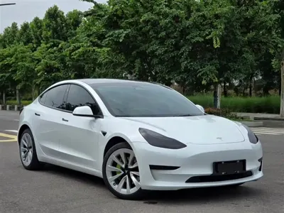 Tesla Model 3 2022, 37000 км, за 22543.41 USD