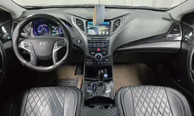 Hyundai Grandeur 2015, 177953 км, за 4618.43 USD - фото 7