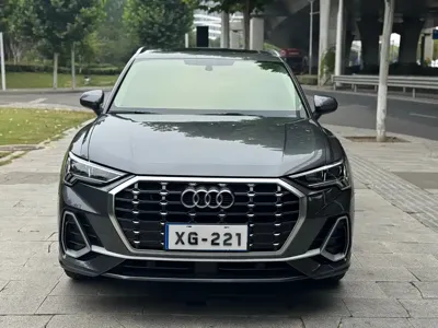 Audi Q3 2022, 21000 км, за 27144.41 USD