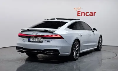 Audi A7 2020, 121206 км, за 22805.41 USD