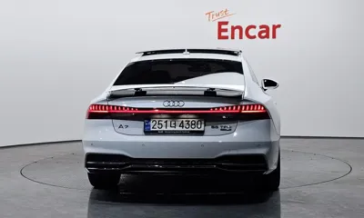 Audi A7 2020, 121206 км, за 22805.41 USD