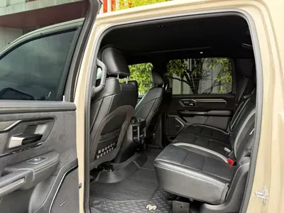 RAM Ram Trucks 2023, 25000 км, за 120703.38 USD - фото 8
