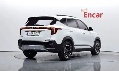 Kia Seltos 2023, 54303 км, за 16224.38 USD