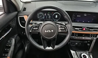 Kia Seltos 2023, 54303 км, за 16224.38 USD - фото 13