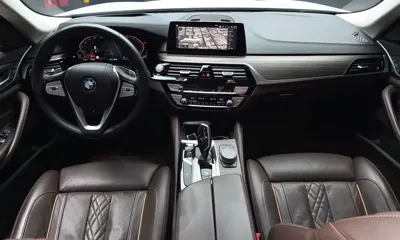 BMW 5-Series 2020, 79173 км, за 18905.08 USD - фото 7