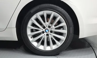 BMW 5-Series 2020, 79173 км, за 18905.08 USD - фото 21