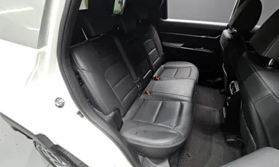 KG_Mobility_Ssangyong Torres 2023, 54219 км, за 11069.87 USD - фото 11