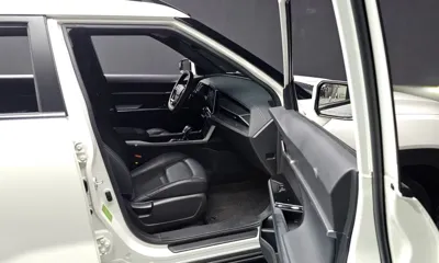 KG_Mobility_Ssangyong Torres 2023, 54219 км, за 11069.87 USD - фото 26
