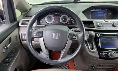 Honda Odyssey 2016, 105498 км, за 8645.9 USD - фото 13