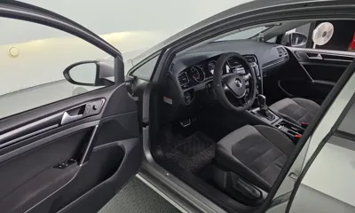 Volkswagen Golf 2016, 166870 км, за 5550.05 USD - фото 11