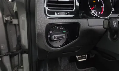 Volkswagen Golf 2016, 166870 км, за 5550.05 USD - фото 18