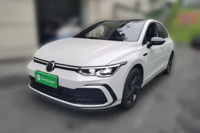 Volkswagen Golf · 2023 год