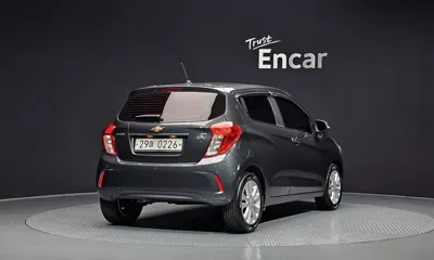 ChevroletGMDaewoo Spark 2017, 83132 км, за 3646.54 USD