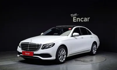 Mercedes-Benz E-Class · 2017 год