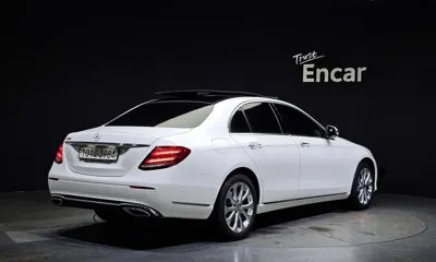 Mercedes-Benz E-Class 2017, 98556 км, за 13544.76 USD