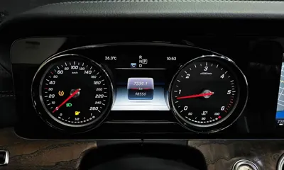Mercedes-Benz E-Class 2017, 98556 км, за 13544.76 USD - фото 8