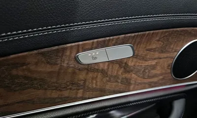 Mercedes-Benz E-Class 2017, 98556 км, за 13544.76 USD - фото 19