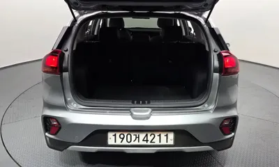 Kia Niro 2021, 28552 км, за 11487.46 USD - фото 20