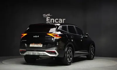 Kia Sportage 2023, 60935 км, за 14469.77 USD