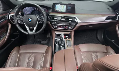 BMW 5-Series 2018, 91000 км, за 17824.63 USD - фото 7