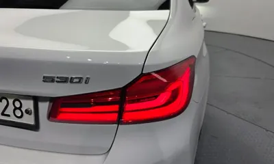 BMW 5-Series 2018, 91000 км, за 17824.63 USD - фото 23