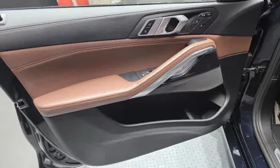 BMW X6 2024, 76360 км, за 61375.87 USD - фото 24