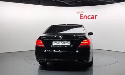 Hyundai Equus 2014, 195738 км, за 5153.62 USD