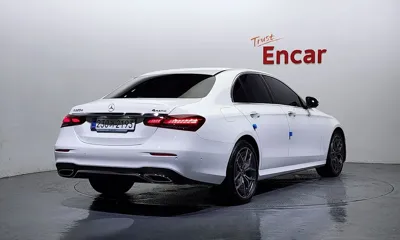 Mercedes-Benz E-Class 2023, 39554 км, за 29071.68 USD