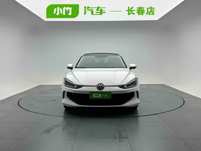 Volkswagen Lamando 2022, 8000 км, за 17651.64 USD