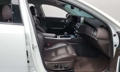 Kia Stinger 2018, 176591 км, за 7491.86 USD - фото 26