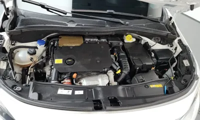 Peugeot 2008 2019, 43117 км, за 65110.35 USD - фото 6