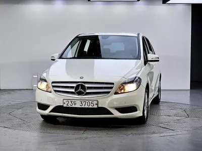 Mercedes-Benz B-Class · 2013 год