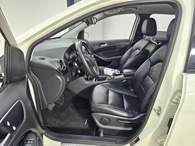 Mercedes-Benz B-Class 2013, 141513 км, за 2816.07 USD - фото 8