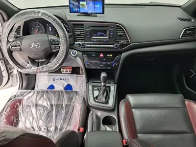 Hyundai Avante 2018, 143413 км, за 5204.27 USD - фото 6