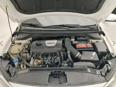 Hyundai Avante 2018, 143413 км, за 5204.27 USD - фото 18