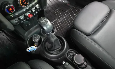 MINI Cooper 2019, 42621 км, за 8533.54 USD - фото 9