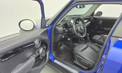 MINI Cooper 2019, 42621 км, за 8533.54 USD - фото 10