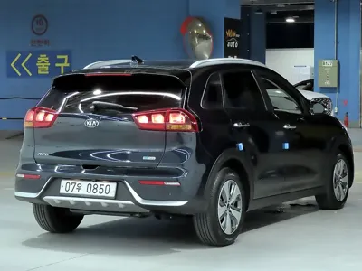Kia Niro 2017, 215235 км, за 4427.95 USD