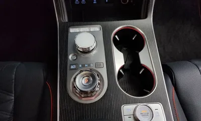 Genesis GV80 2024, 26566 км, за 40698.44 USD - фото 9