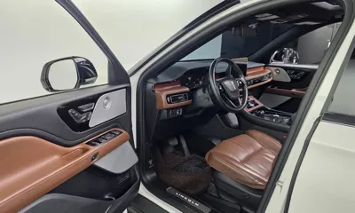 Lincoln Aviator 2020, 163228 км, за 16612.39 USD - фото 10