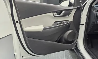 Hyundai Kona 2022, 46561 км, за 16156.36 USD - фото 24